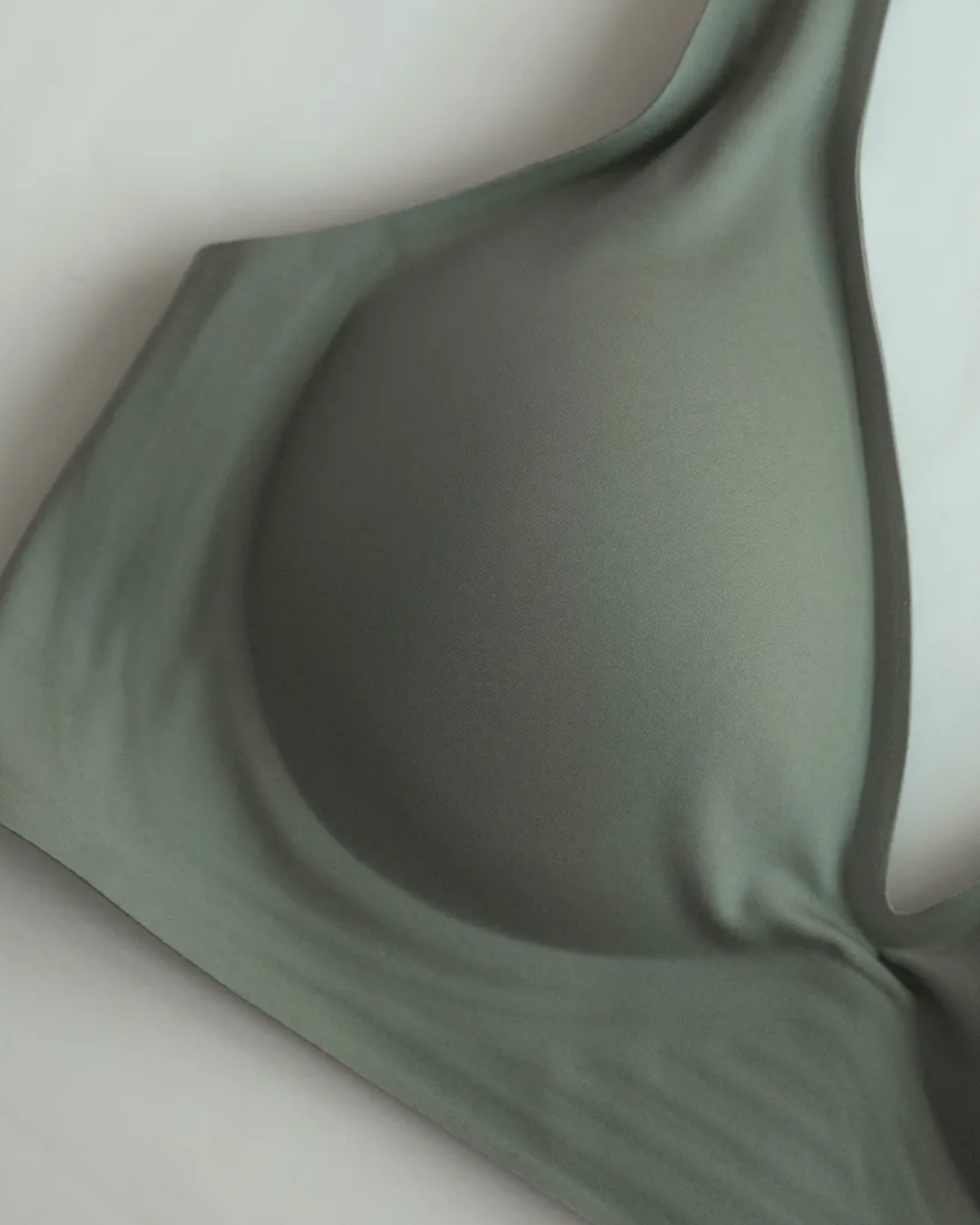 Premium Comfort Bra — Thin Straps & Soft Support — Cygnuss