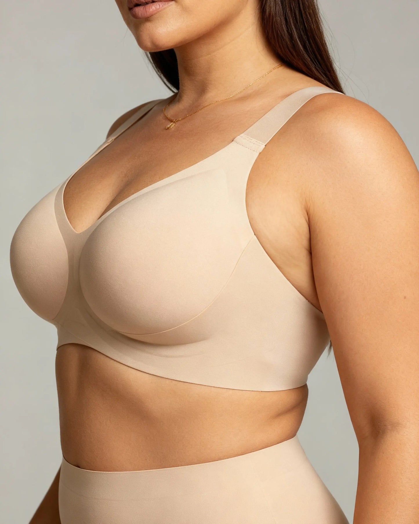 Curves Plus Size Bra – Comfort & Support