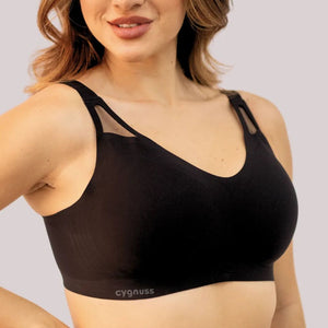 Academy Bra Top — Wireless & No Hooks in Black — Cygnuss