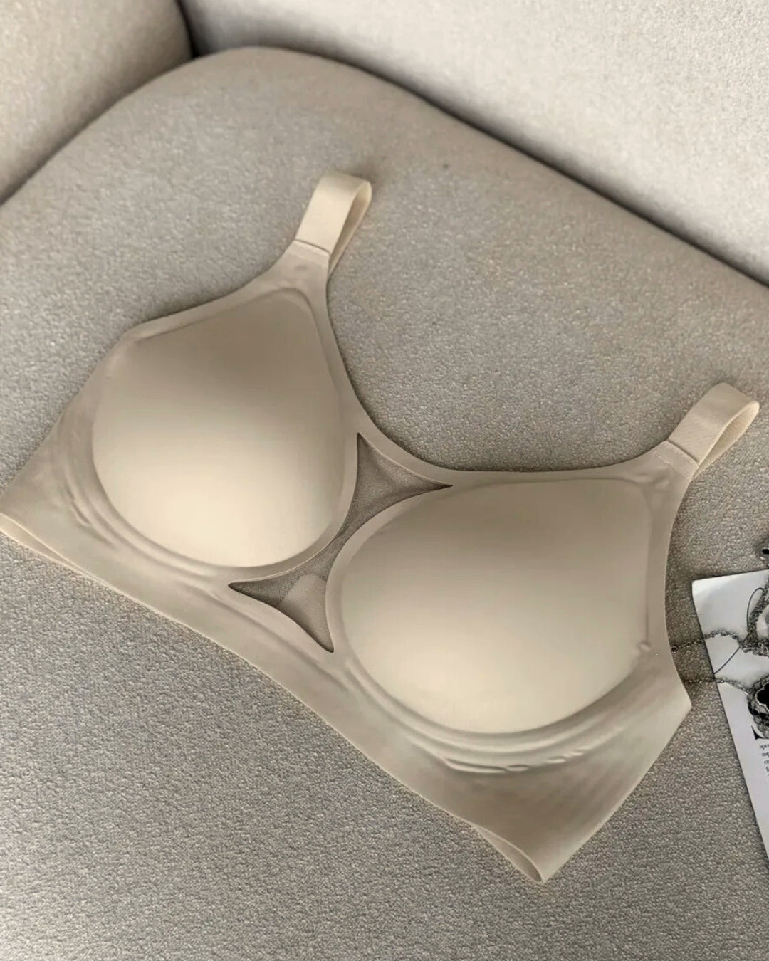 Charmy wirefree support bra - White